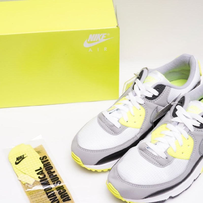 ナイキ エアマックス90 ホワイト イエロー グレー 30周年 アニバーサリーシリーズ NIKE AIR-MAX 90 30th ANNIV –  ADOLUVLE WEB STORE